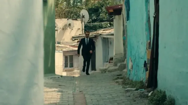 Кадры из сериала Чукур / Яма (2017)